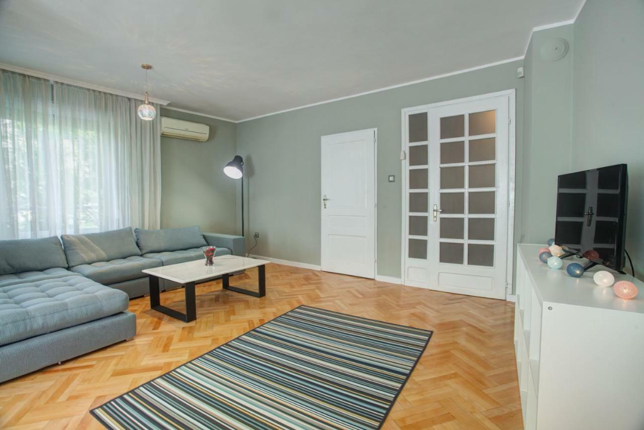 Spacious Flat Close To The American Embassy Sófia Exterior foto